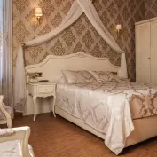 Ada Palas Otel Deluxe Oda 2