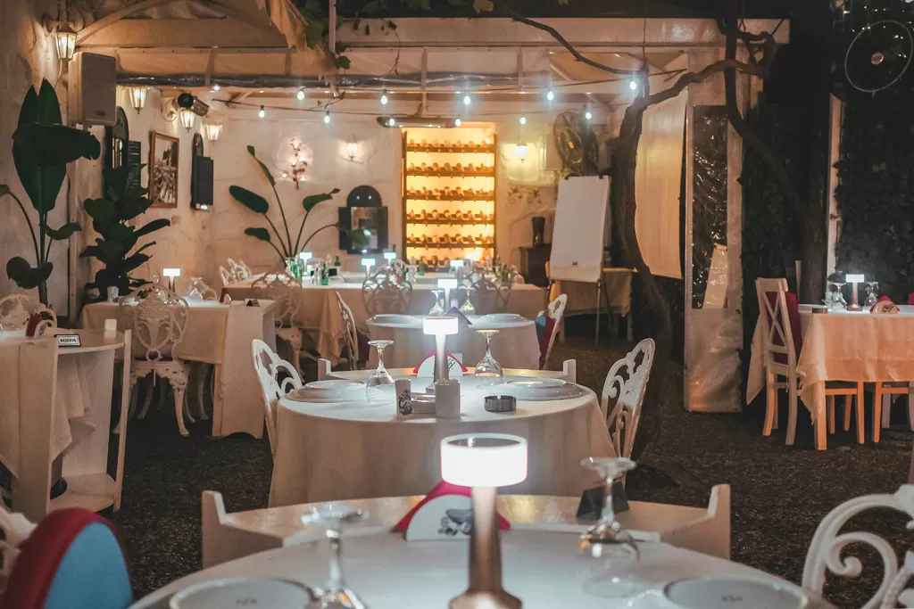 ada palas restaurant