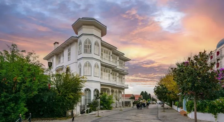 Büyükada Günübirlik Fotoğraf Gezisi: Fotoğrafçılığın Ve Ada Rüyasinin Buluşma Noktası